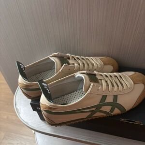 Onitsuka Tiger lightweight EU 42